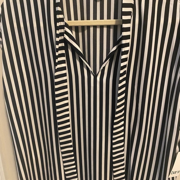 Bar III Tie Front Top- Brand New! - Picture 4 of 7